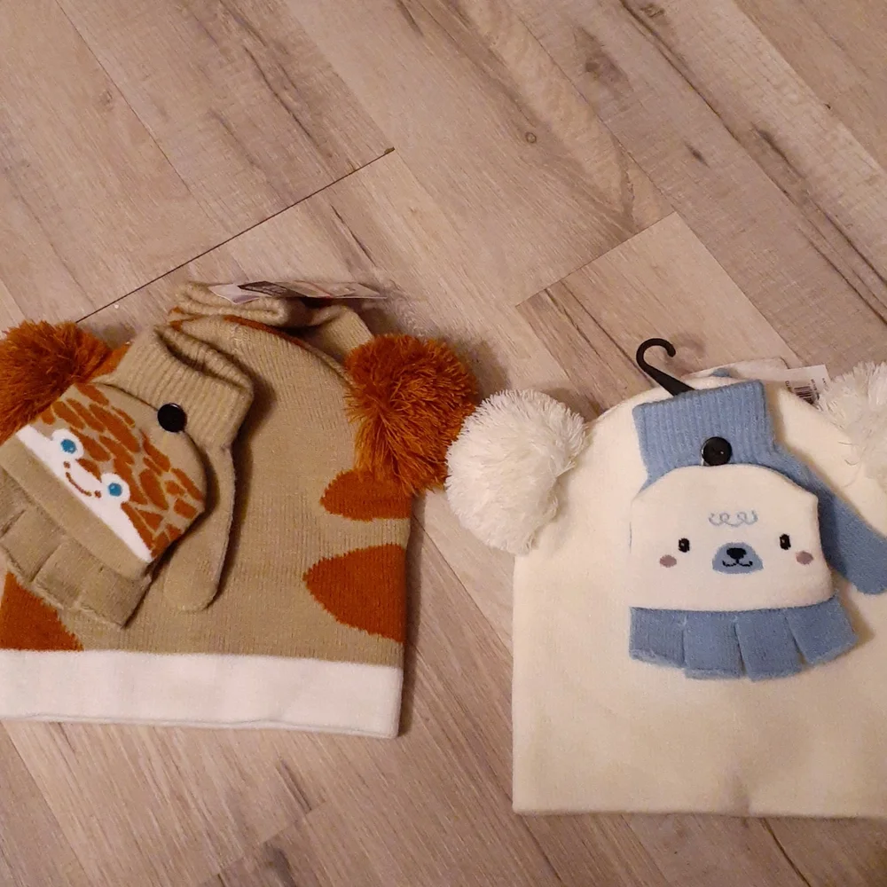 HAT & GLOVE BROWN SET ONLY   NEW